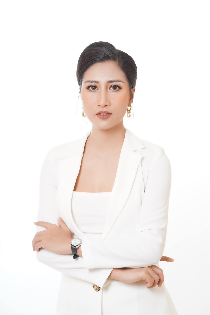 Mrs. Jess Kim